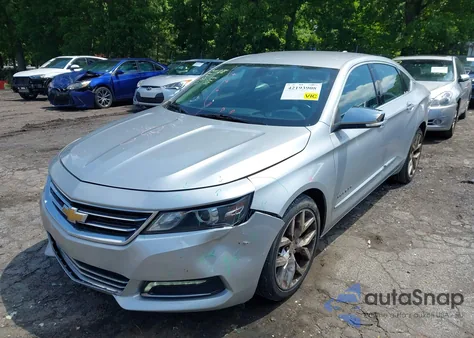 2019 Chevrolet Impala Premier z USA, uszkodzony, nr VIN 1G1105S37KU133688